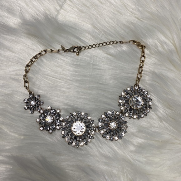 Leslie Danzle Statement Necklace - Picture 2 of 2